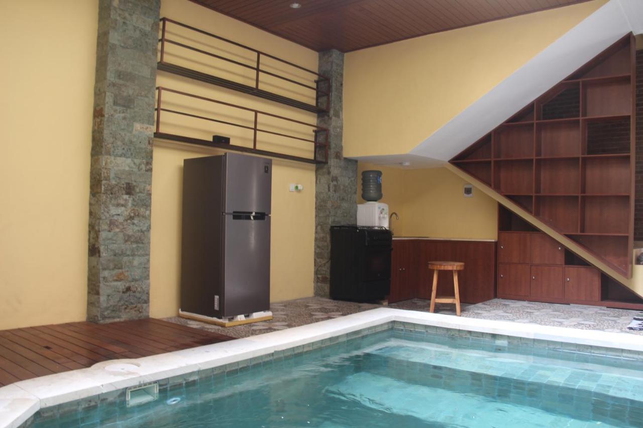 The Garuda Homestay Sanur Buitenkant foto